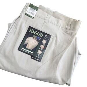 Farah Mens Pleated Front Khaki Pants Stain Free‎ Wrinkle Free 46W x 30L